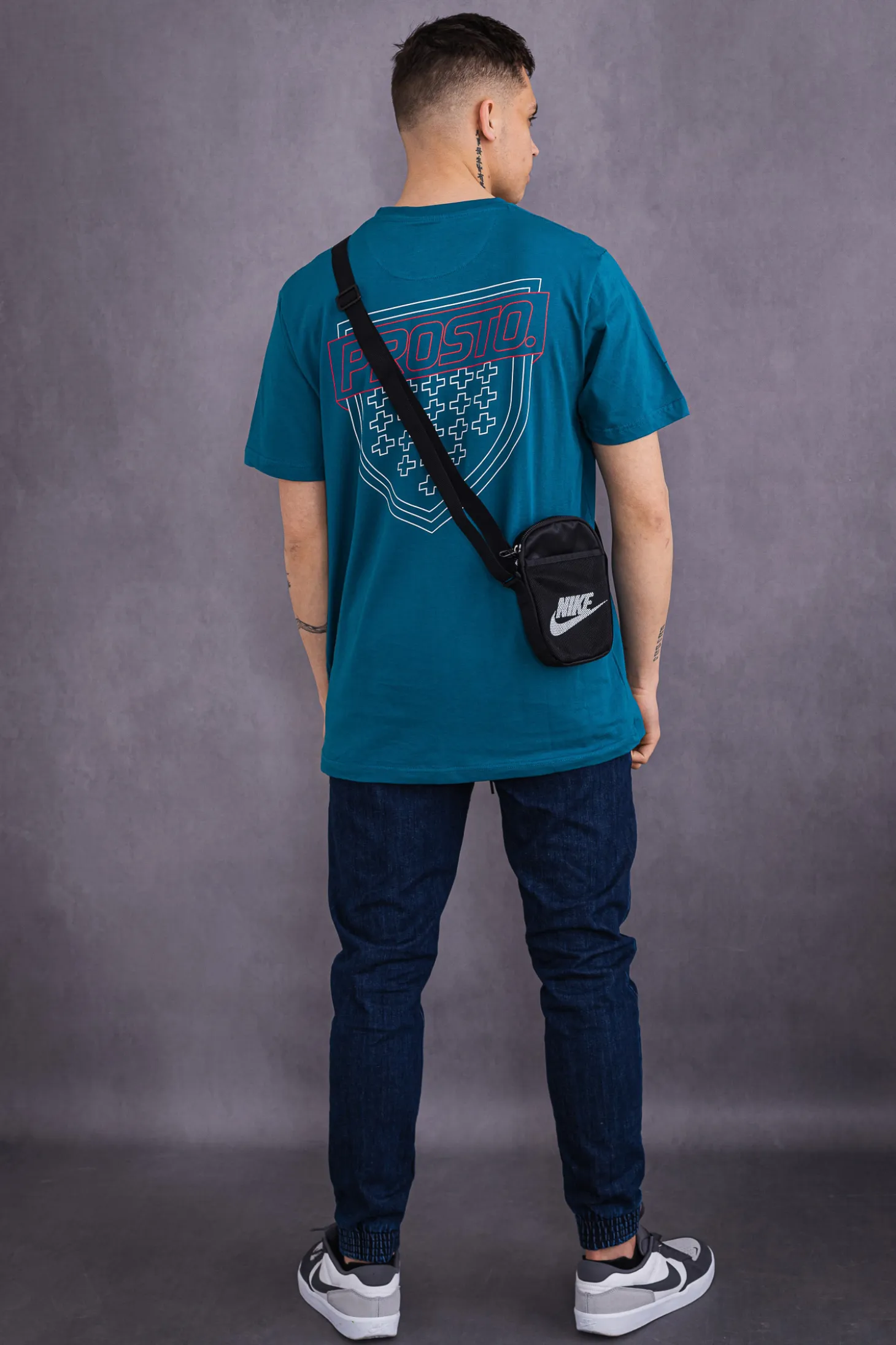 Saszetka Nike Heritage